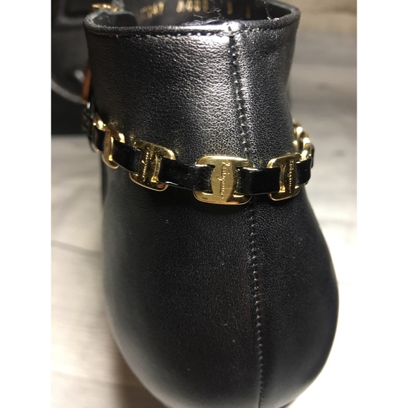 Ferragamo authentic Black Leather chain Mako Boot - Picture 6 of 10